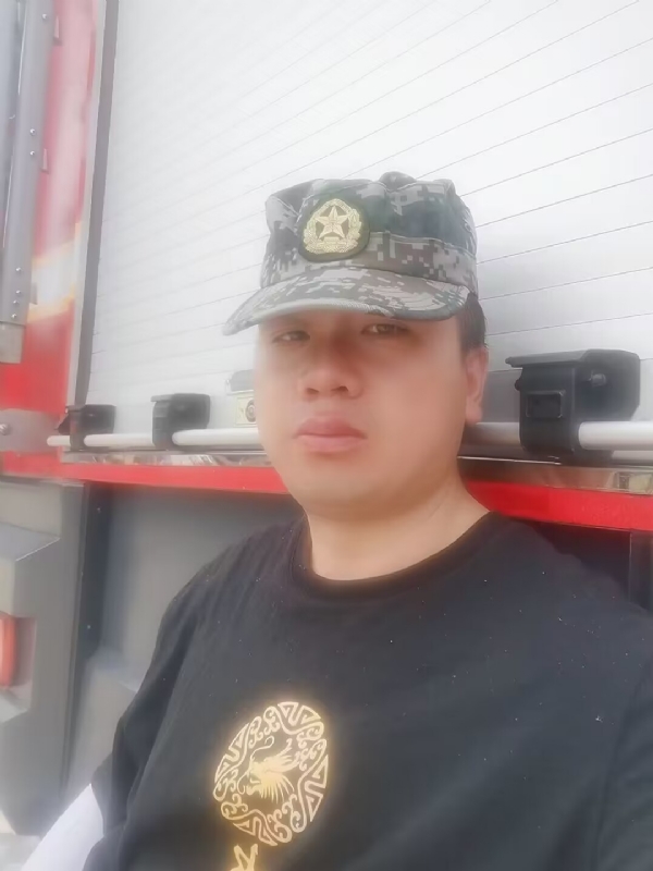 阿萨大大的第一张照片--石狮相亲网