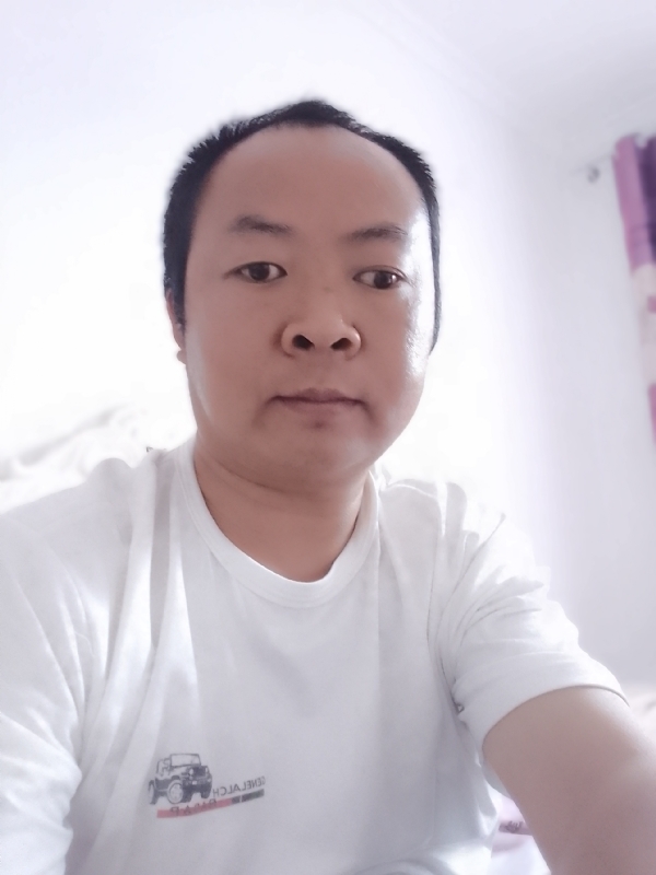 张家小伙子的第四张照片--石狮相亲网