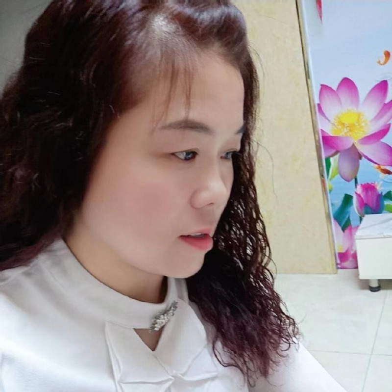 顾枸丽的第二张照片--石狮相亲网