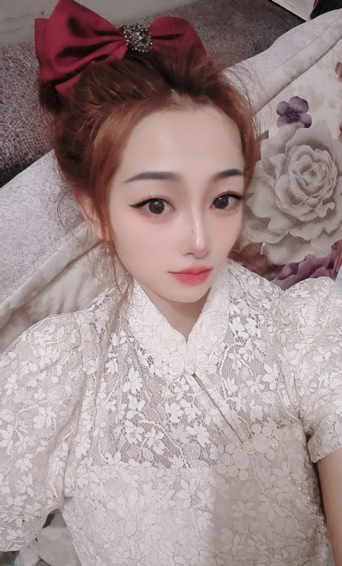 有缘千里来相会的第一张照片--石狮相亲网