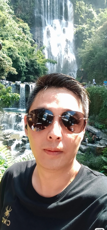 小小帅哥的第一张照片--石狮相亲网