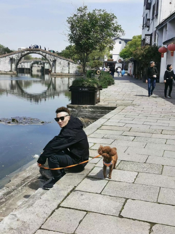 皮卡丘的第一张照片--石狮相亲网