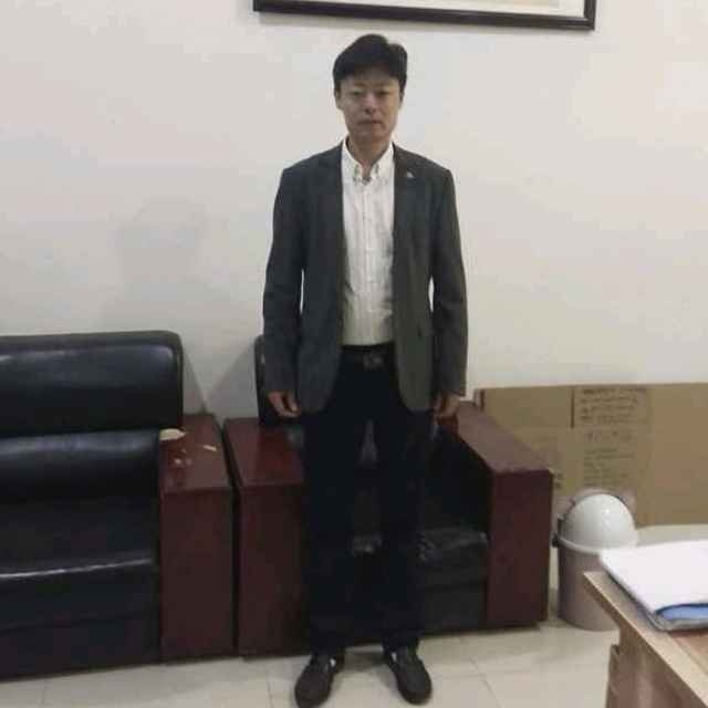 蓝天白云的第一张照片--石狮相亲网