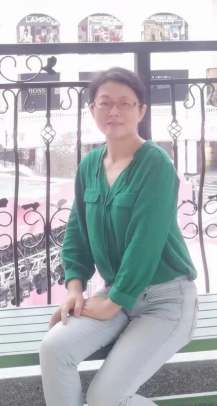 丽华的第一张照片--石狮相亲网