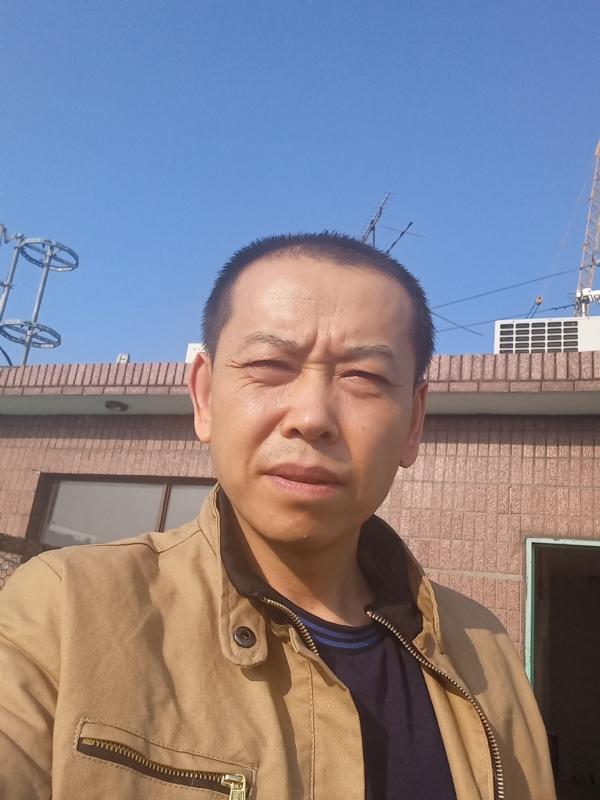 红尘逐浪的第一张照片--石狮相亲网