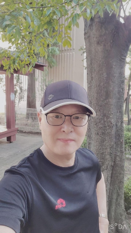 脏尘的第一张照片--石狮相亲网