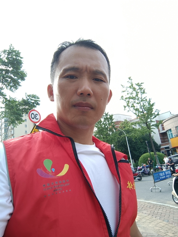 难遇难求的第一张照片--石狮相亲网