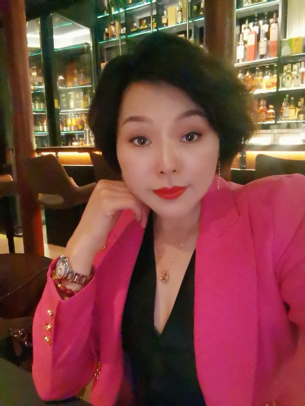 feng的第一张照片--石狮相亲网