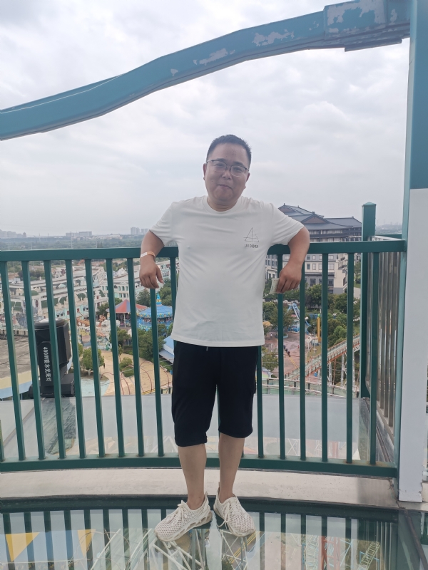 飞哥的第一张照片--石狮相亲网