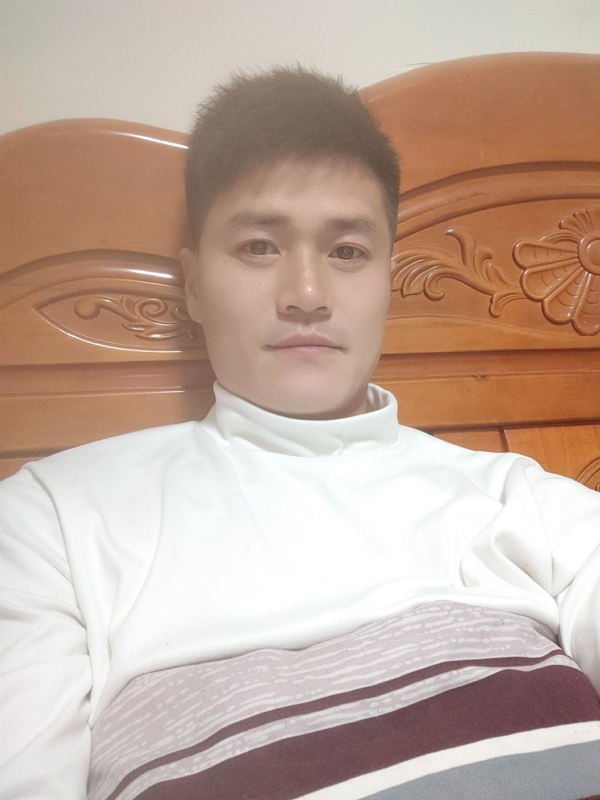 网球罗的第四张照片--石狮相亲网