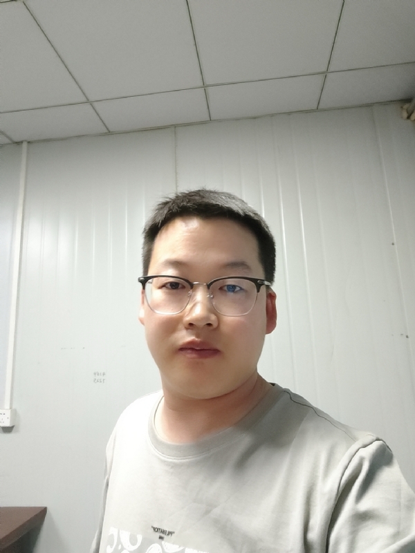 落木的第一张照片--石狮相亲网