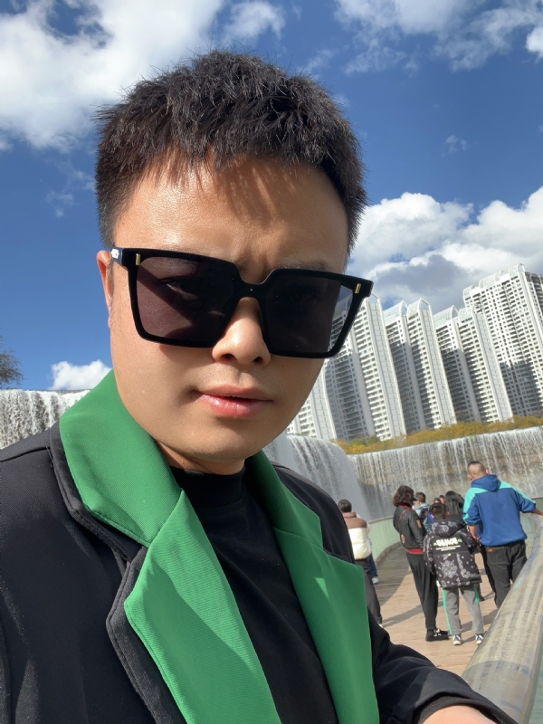 子阳的第一张照片--石狮相亲网
