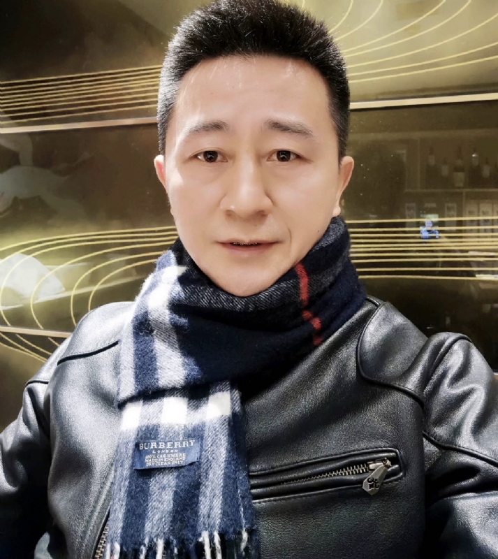 情到深处的第一张照片--石狮相亲网