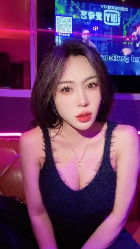 素素可月的第一张照片--石狮相亲网