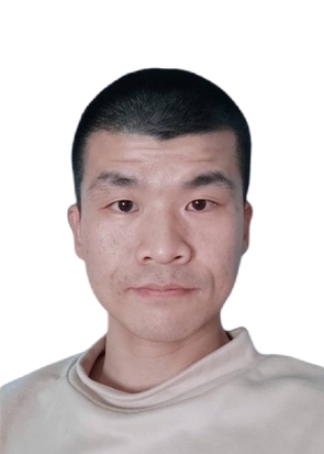 钟春明的第一张照片--石狮相亲网