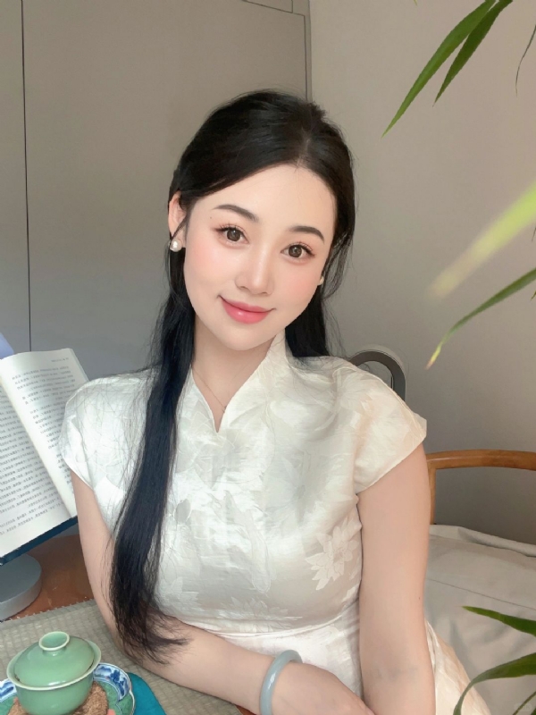 小慧的第一张照片--石狮相亲网