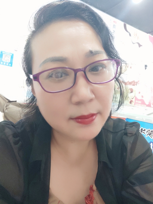娜财娜福的第一张照片--石狮相亲网