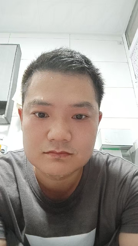 皓月当空的第一张照片--石狮相亲网
