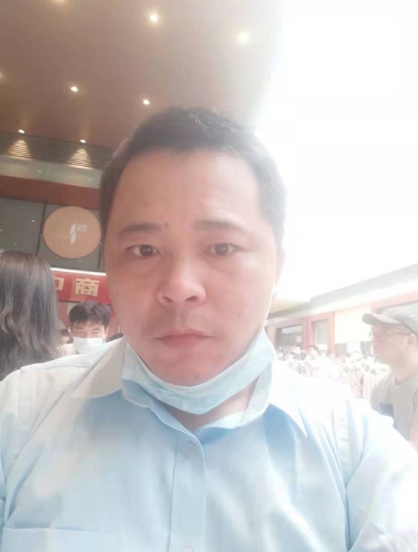 l蓝莲的第一张照片--石狮相亲网