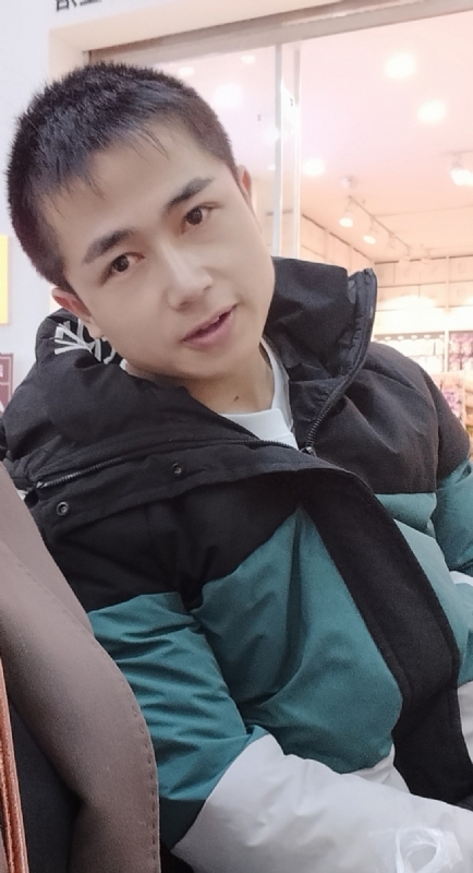 不骄不躁的第一张照片--石狮相亲网