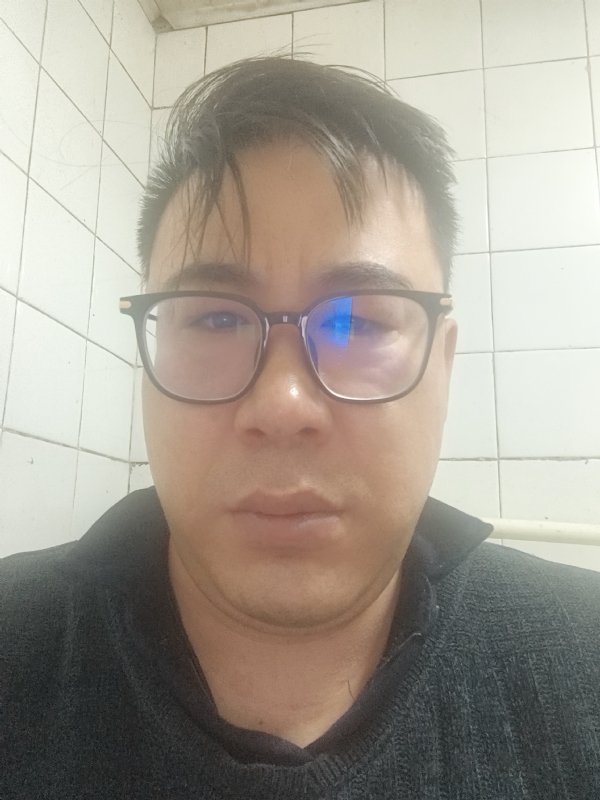 迷失自我的第一张照片--石狮相亲网