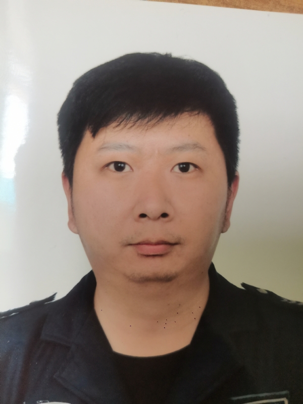 吕嘉的第一张照片--石狮相亲网