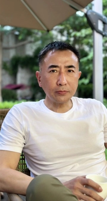 厚德载福的第一张照片--石狮相亲网