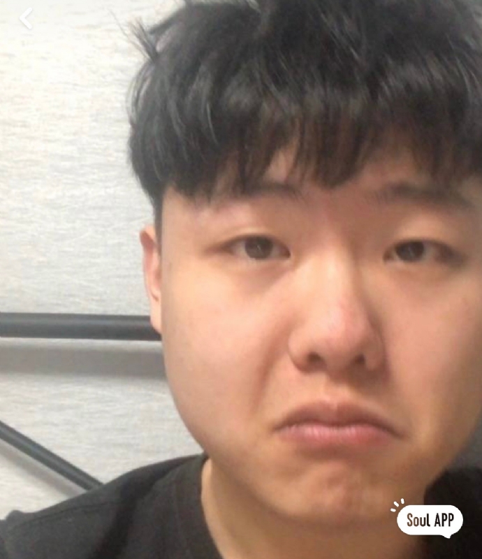 方方正正的第二张照片--石狮相亲网